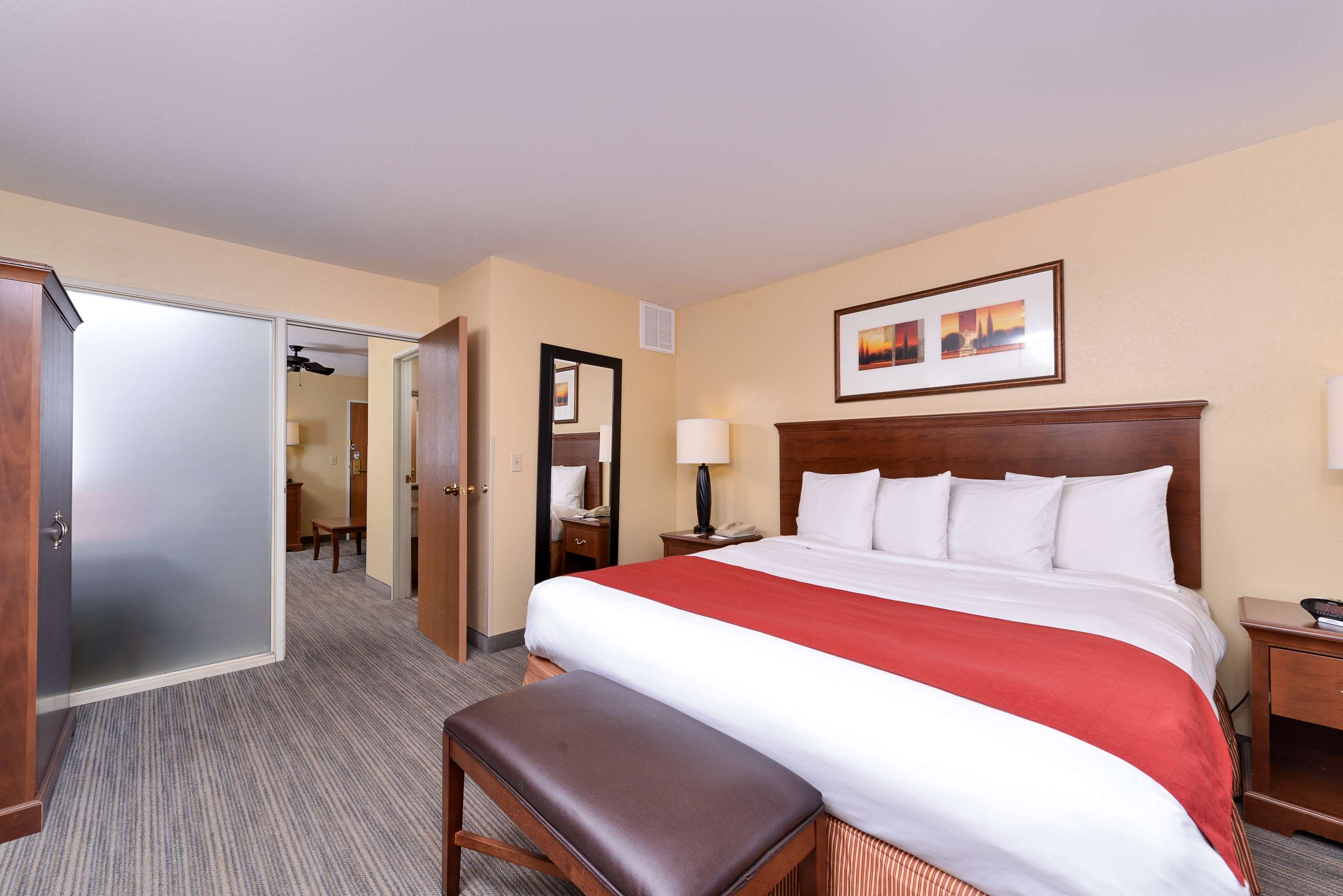 Country Inn & Suites by Radisson, Fargo, ND