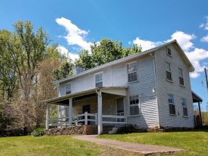 Graves Mountain Farm & Lodges