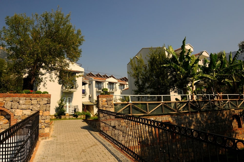 The Grand Üçel Hotel