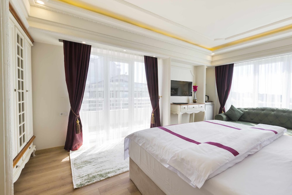 Andalouse Elegante Suite Hotel