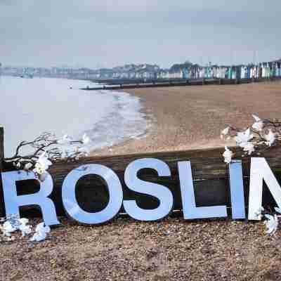 Roslin Beach Hotel Hotel Exterior