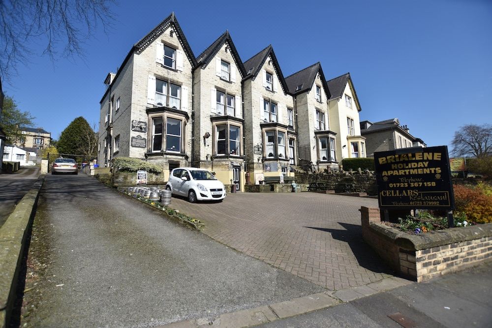 Brialene Holiday Apartments - Scarborough