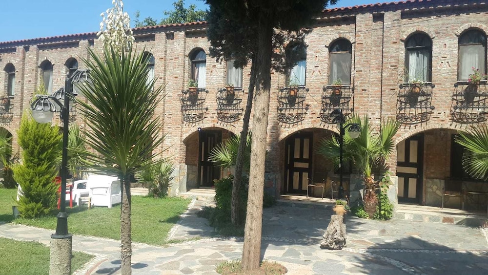 Antik Manastir Butik Otel