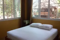JJ Beach Resort & JJ Seafood
