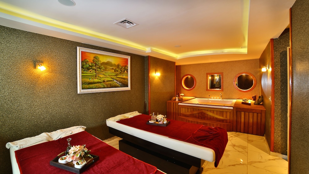 Ramada by Wyndham Istanbul Old City