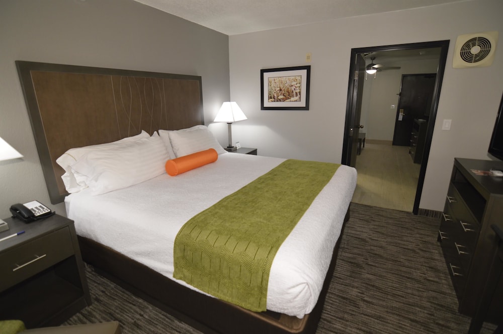 Best Western Plus Liberal Hotel & Suites