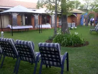 Villa Mexicana Guesthouse