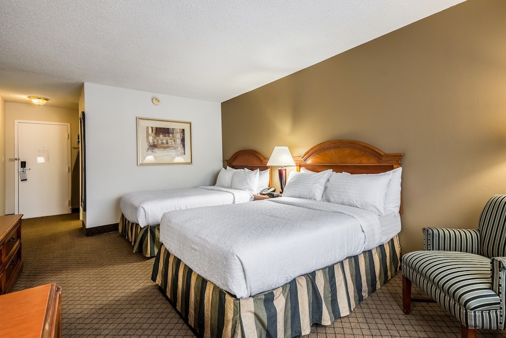 Quality Inn Near Finger Lakes and Seneca Falls