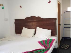 Nilaveli Beach Rooms