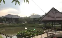 Midtown Sukhothai Hotels in Kong Krailat