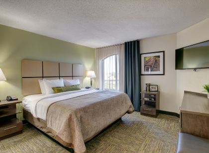 Candlewood Suites Richmond - West Broad