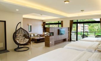 HOLA Homestay