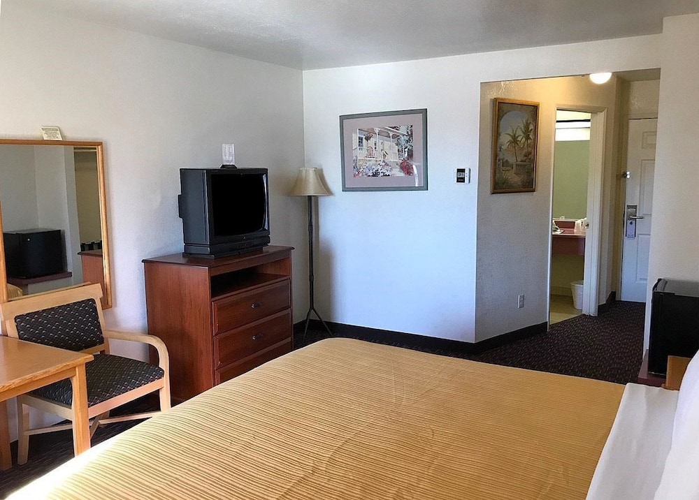 Americas Best Value Inn Dunnigan