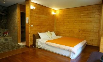 Fu-Yam Hostel