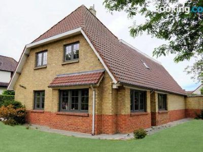 Villa Mezennestje