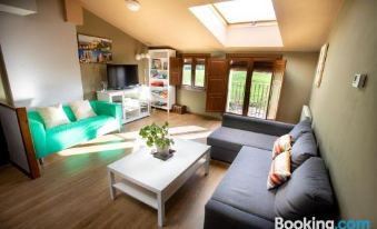 Apartamentos Turísticos Mallos de Huesca