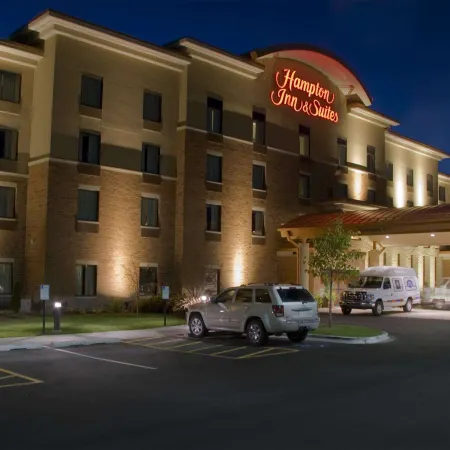 Hampton Inn & Suites Madison West