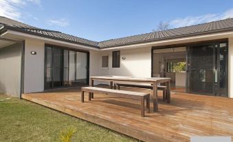 Hibiscus House - Sawtell, Nsw - Housity