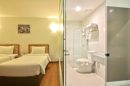 Greencity Hotel Отели в г. Sungai Pasir