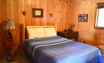 Nitschke's Northern Resort - Cabin #7