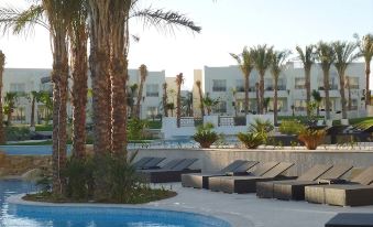 Le Royal Holiday Resort Aqua Park