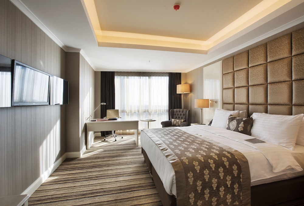 Dedeman Bostancı (Dedeman Bostanci Istanbul Hotel &amp; Convention Center)