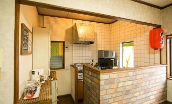 Airlog House-Comic Inn- - Housity
