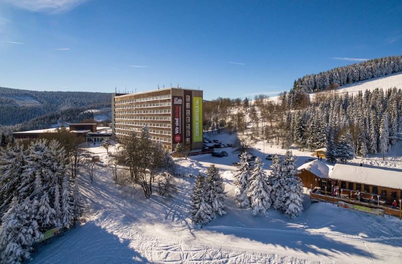 Ahorn Hotel am Fichtelberg-Kurort Oberwiesenthal Updated 2022 Room  Price-Reviews & Deals | Trip.com