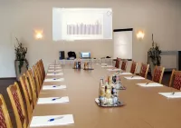 Hotel Restaurant Zum Goldenen Anker mit Hallenbad & Wellnessbereich Hotels in Künzing