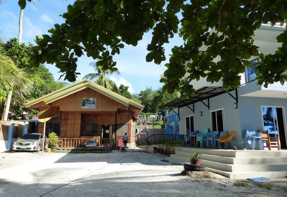 D u0026 B Bluestar Beach Resort-Panglao Updated 2023 Room Price-Reviews u0026 Deals  | Trip.com