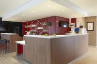 Campanile NATURE - Le Mans Est - bar