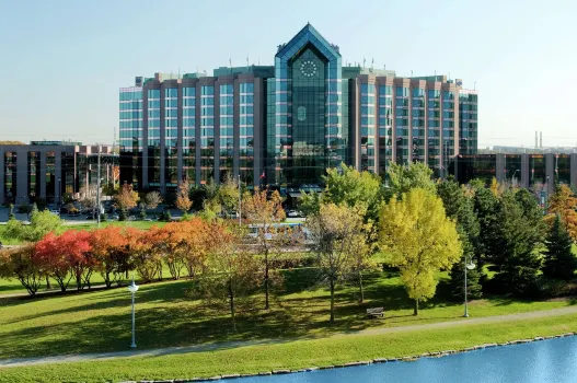 Hilton Suites Toronto-Markham Conference Centre & Spa Hotels near Spice House Indian Bistro