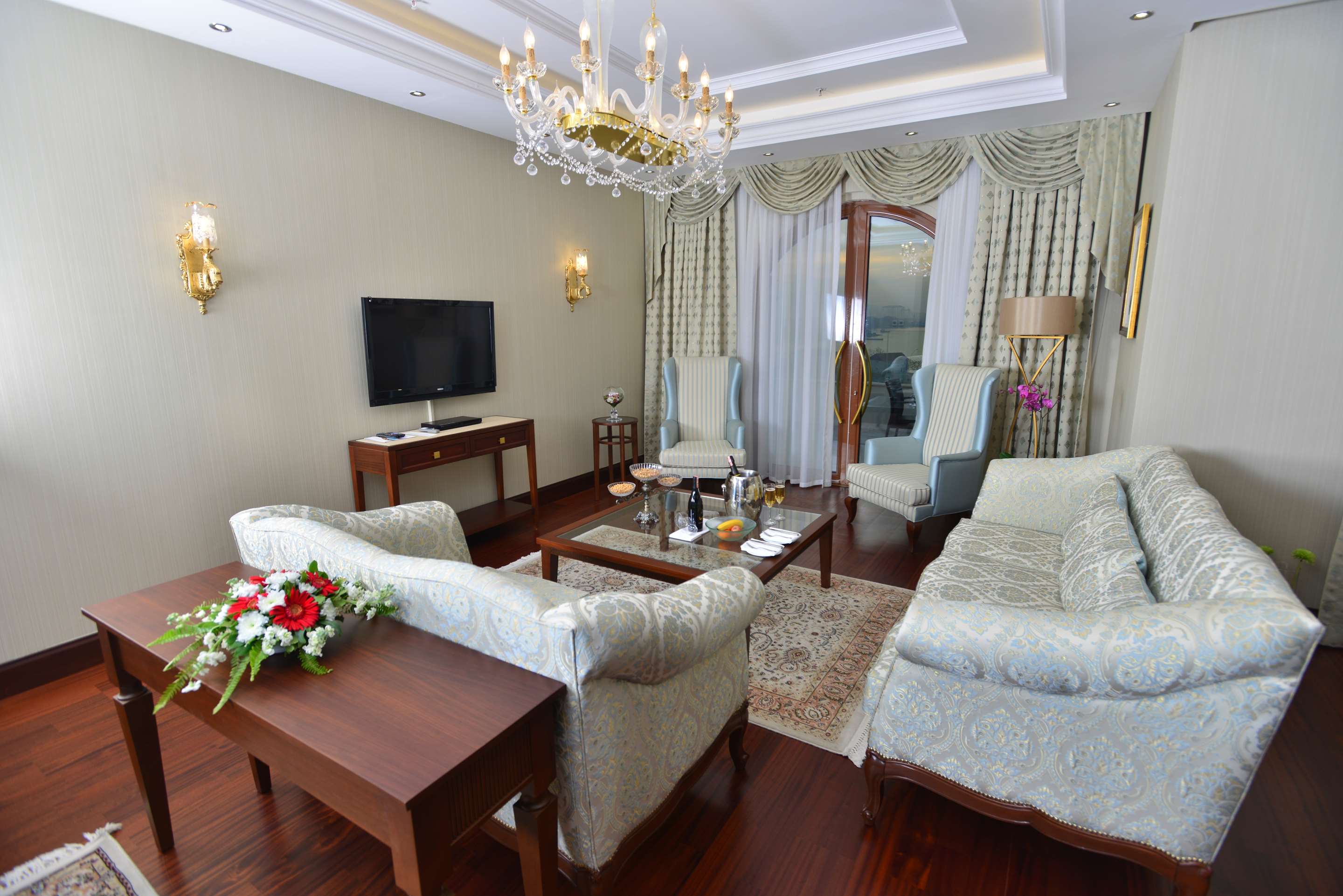 Wellborn Luxury Hotel