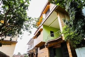 OYO 46955 Hotel Athithya Plaza Deluxe