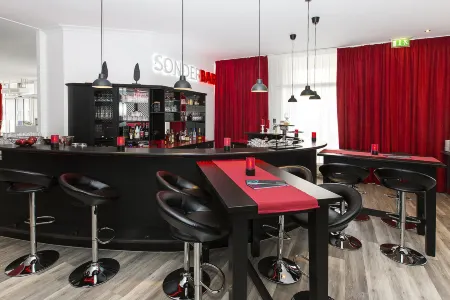 Dormero Hotel Hannover-Langenhagen Airport Отели в г. Ганновер