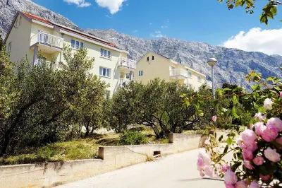 Apartments Ivana Các khách sạn ở Baska Voda