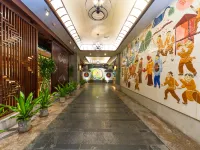 Golden City Hotel Hotels near NOVA