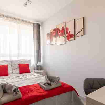 Apartment Metropolia Typu Deluxe Airport Rooms