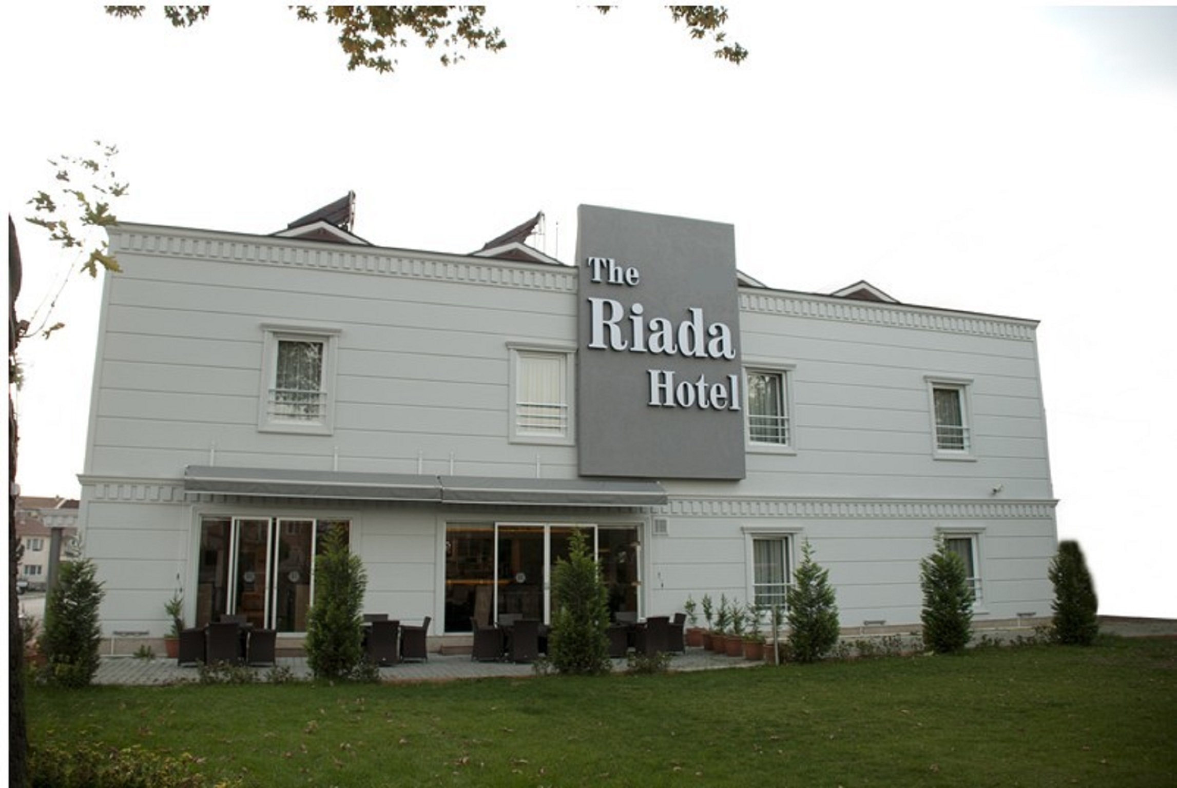 Riada Hotel