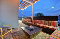 Home2 Suites by Hilton Harvey New Orleans Westbank Hotels in Harvey