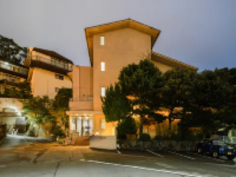 ATAMI KAKUREZATO（Atami Retreat） โรงแรมในอะตะมิ