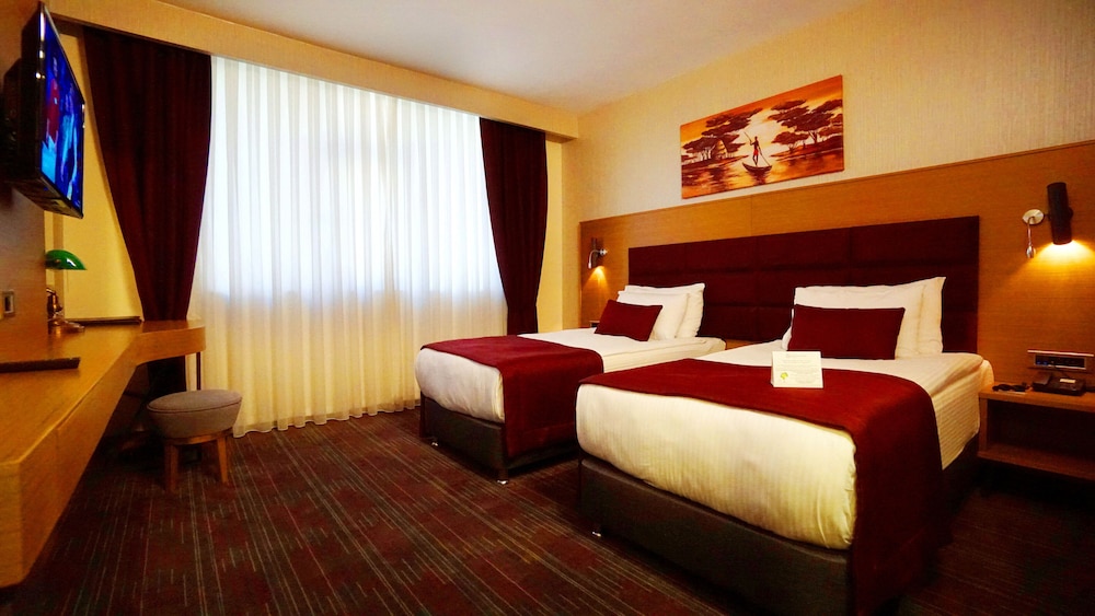New Garden Hotel