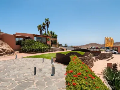 فيلاز سالوبر Hotels near Canal de Maspalomas