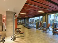 Holiday Inn New Delhi International Airport Hotels near Aerocity