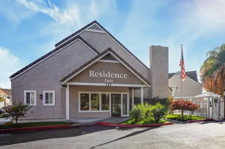 Residence Inn Sunnyvale Silicon Valley I Отели рядом с достопримечательностью «Amazon Lab126»