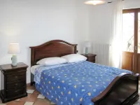 Francesca (Vgo210) - 2-Star