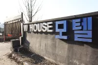 Hongcheon W House
