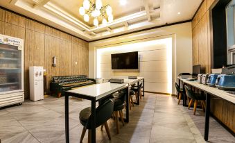 Mj Hotel - Housity