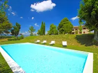 Montebello - Swimmingpools