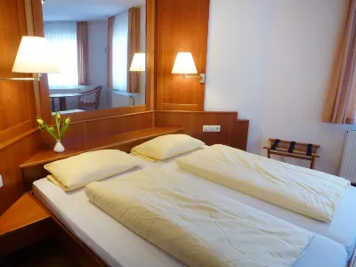 Flesch Hotels in der Nähe von Kaiserstühler Winzerverein Oberrotweil